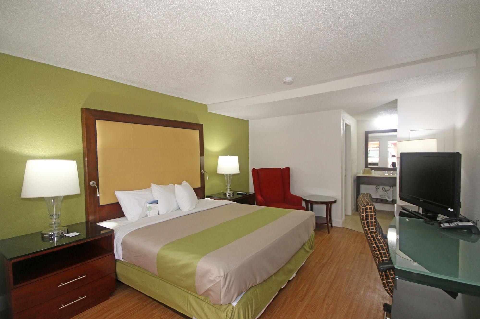 Econo Lodge Airport Near Billy Graham Parkway Charlotte Ngoại thất bức ảnh